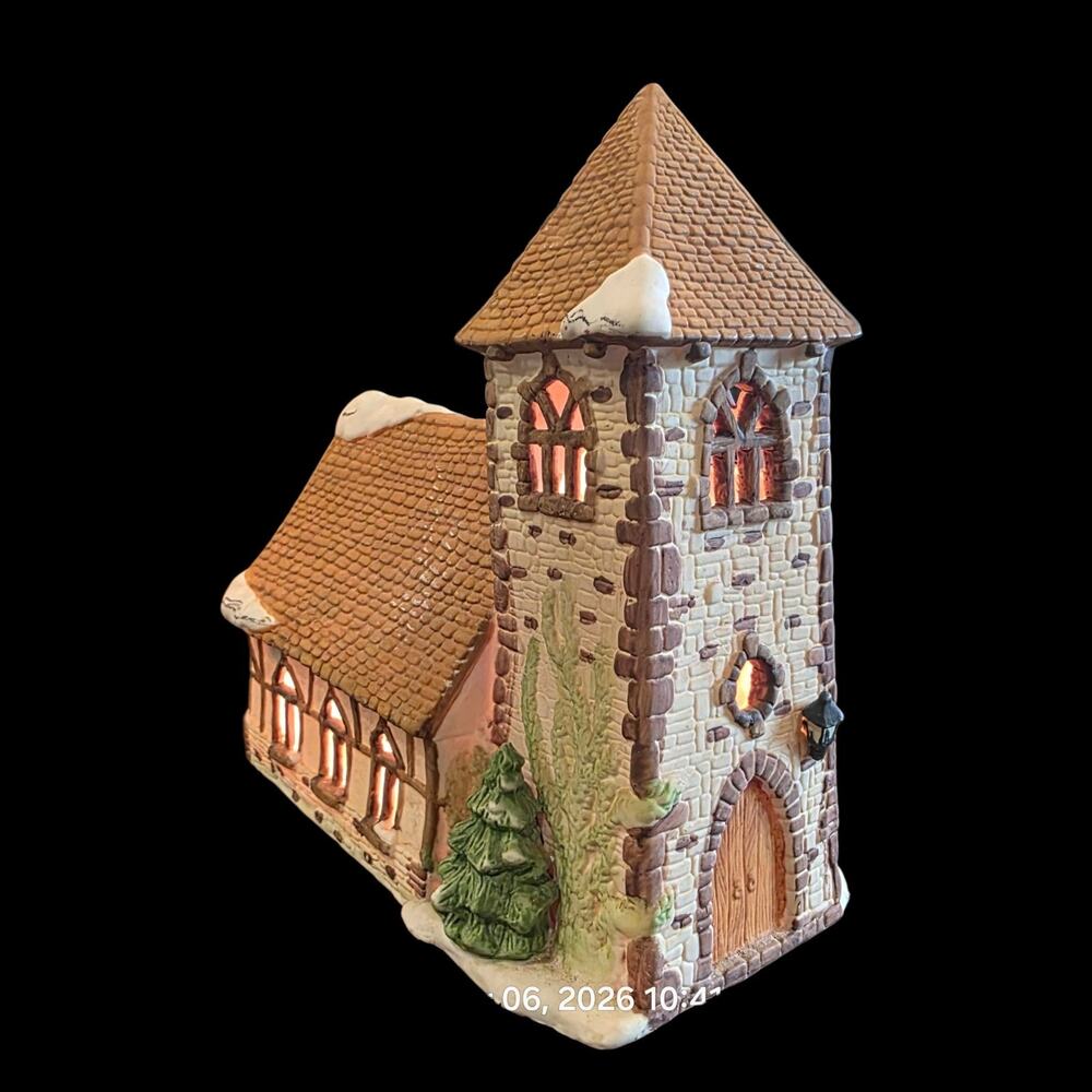 Dept 56 Dickens Village Church 1985 6516-1 Retired Lighted Building Vintage
